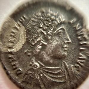 Valentinian I Light Miliarense, R3 GLORIA ROMANORVM reverse