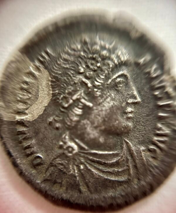 Valentinian I Light Miliarense, R3 GLORIA ROMANORVM reverse